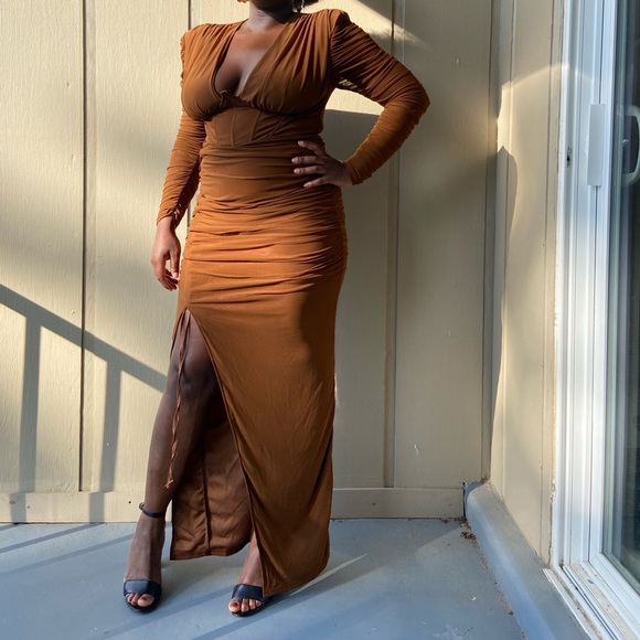 PrettyLittleThing Dress - Picture 10 of 11